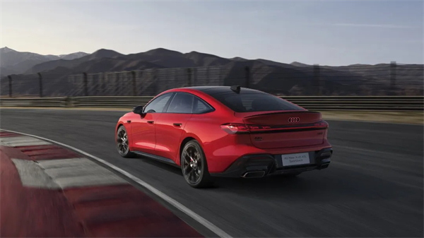 全新上汽奥迪A5L Sportback正式上市，限时臻享价25.99万元起
